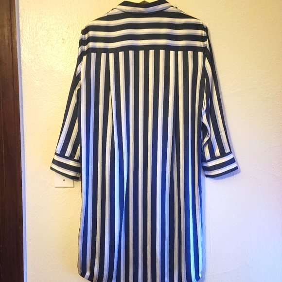 ATM SHIRT DRESS - Picture 5 of 10